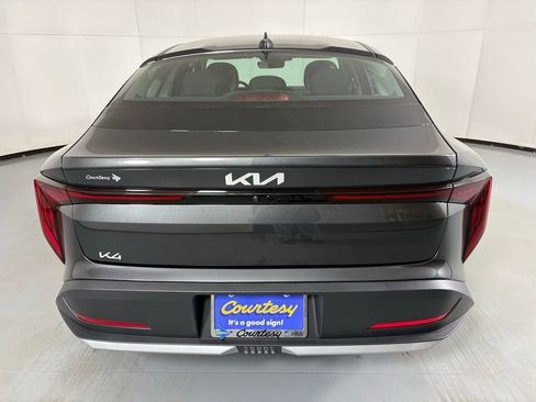 New 2026 Kia K4 LXS image 7