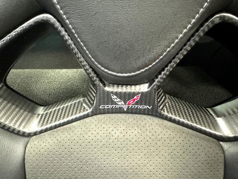 Used 2016 Chevrolet Corvette Z06 w/ 3LZ Preferred Equipment Group image 17