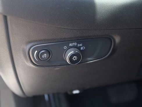 Used 2022 Chevrolet Equinox LT AWD/4WD image 10