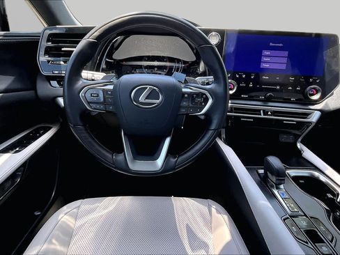Used 2024 Lexus RX 350 Premium w/ Accessory Package (Z1) FWD image 6