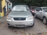 Used 2005 Ford Escape 4WD Hybrid image 2