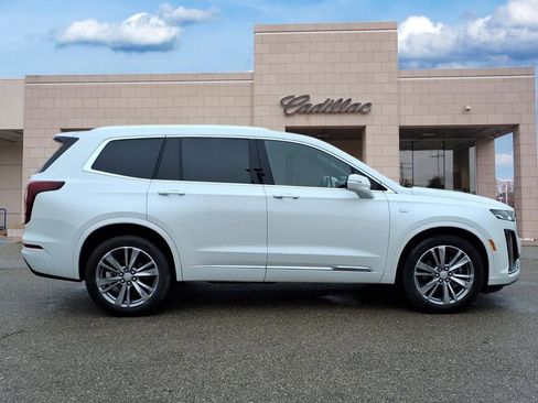 Used 2024 Cadillac XT6 Premium Luxury w/ LPO, Floor Liner Package image 4