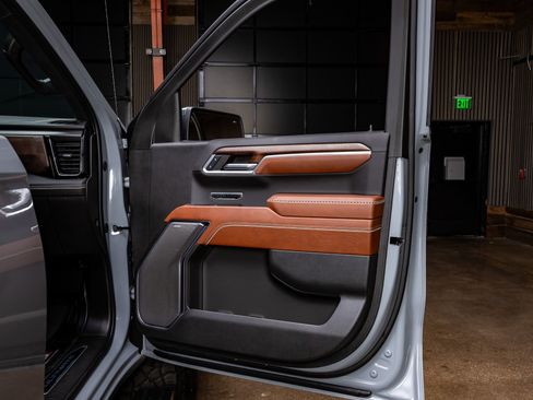 Used 2024 GMC Sierra 1500 Denali Ultimate image 37