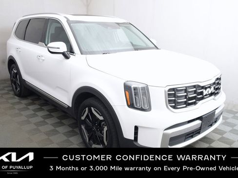 Certified 2023 Kia Telluride S w/ S Sunroof Package image 3