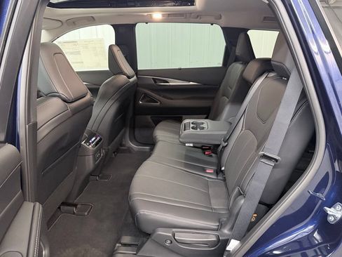Certified 2026 INFINITI QX60 Luxe w/ Cargo Package FWD image 32