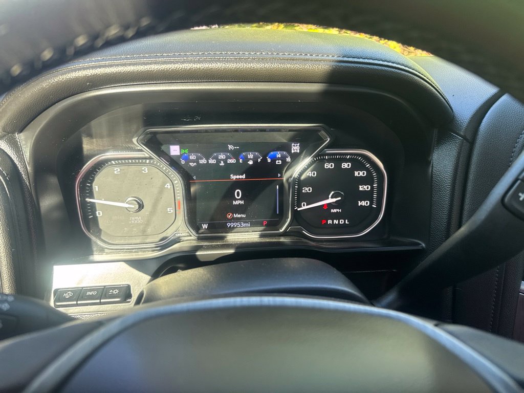 Used 2022 GMC Sierra 3500 Denali AWD/4WD image 23