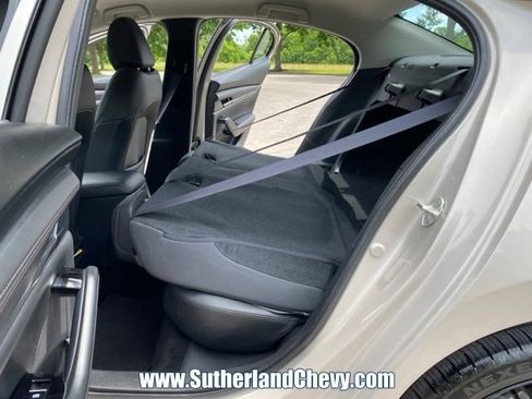 Used 2024 MAZDA MAZDA3 s FWD image 35