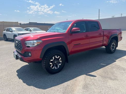 Used 2020 Toyota Tacoma TRD Off-Road w/ Technology Package AWD/4WD image 7