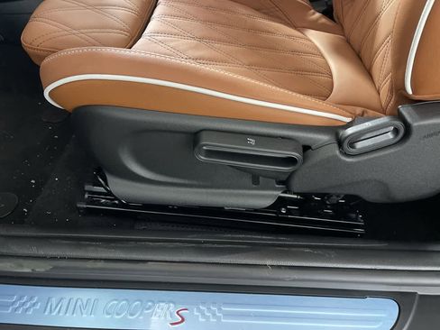 Certified 2024 MINI Cooper S image 10