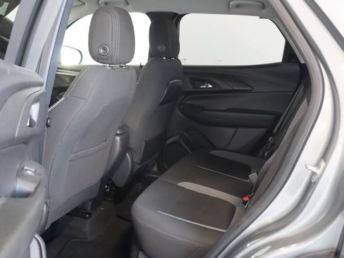 Used 2025 Chevrolet TrailBlazer LT FWD image 15