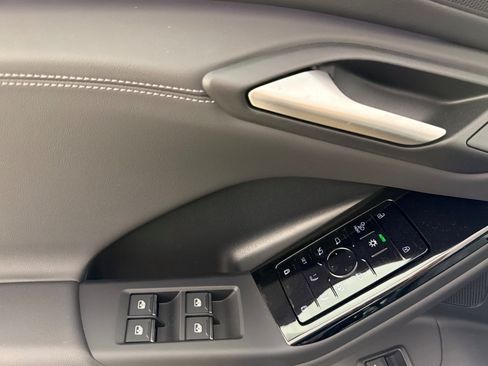 New 2027 Audi Q6 e-tron Premium Plus AWD/4WD image 10