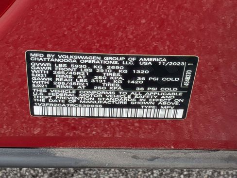 Used 2024 Volkswagen Atlas SEL Premium R-Line image 43