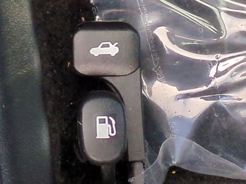 Used 2025 Kia K4 FWD image 31