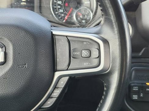 Used 2024 RAM 2500 Big Horn AWD/4WD image 29