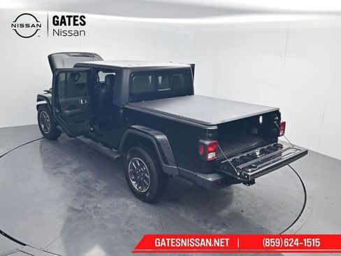 Used 2021 Jeep Gladiator Overland w/ Popular Equipment Package image 60