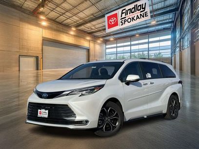 New 2025 Toyota Sienna Platinum
