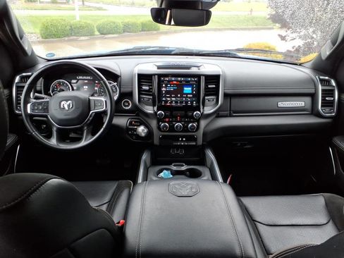 Used 2024 RAM 1500 Laramie AWD/4WD image 8