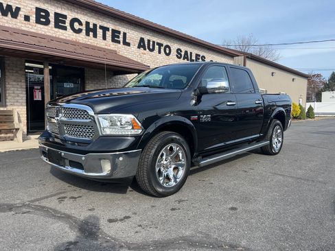 Used 2017 RAM 1500 Laramie w/ Convenience Group image 2