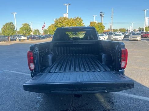 Used 2019 GMC Sierra 1500 Base image 10
