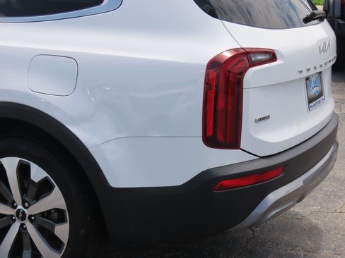 Used 2022 Kia Telluride S AWD/4WD image 14