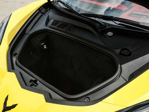 Used 2023 Chevrolet Corvette Stingray Premium Cpe w/ Z51 Performance Package RWD image 41