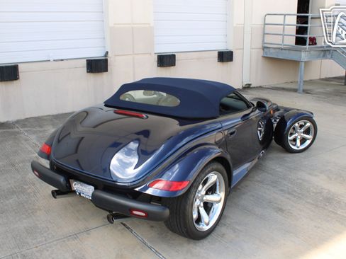 Used 2001 Chrysler Prowler RWD image 27