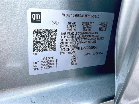 Used 2023 Chevrolet Silverado 1500 RST image 12