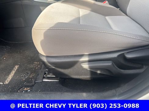Used 2017 Toyota Corolla L image 13