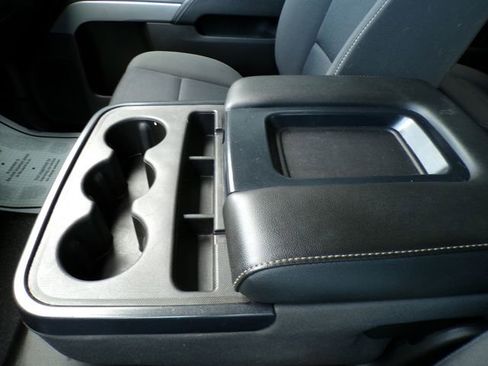 Used 2016 Chevrolet Silverado 2500 LT w/ LT Convenience Package image 28