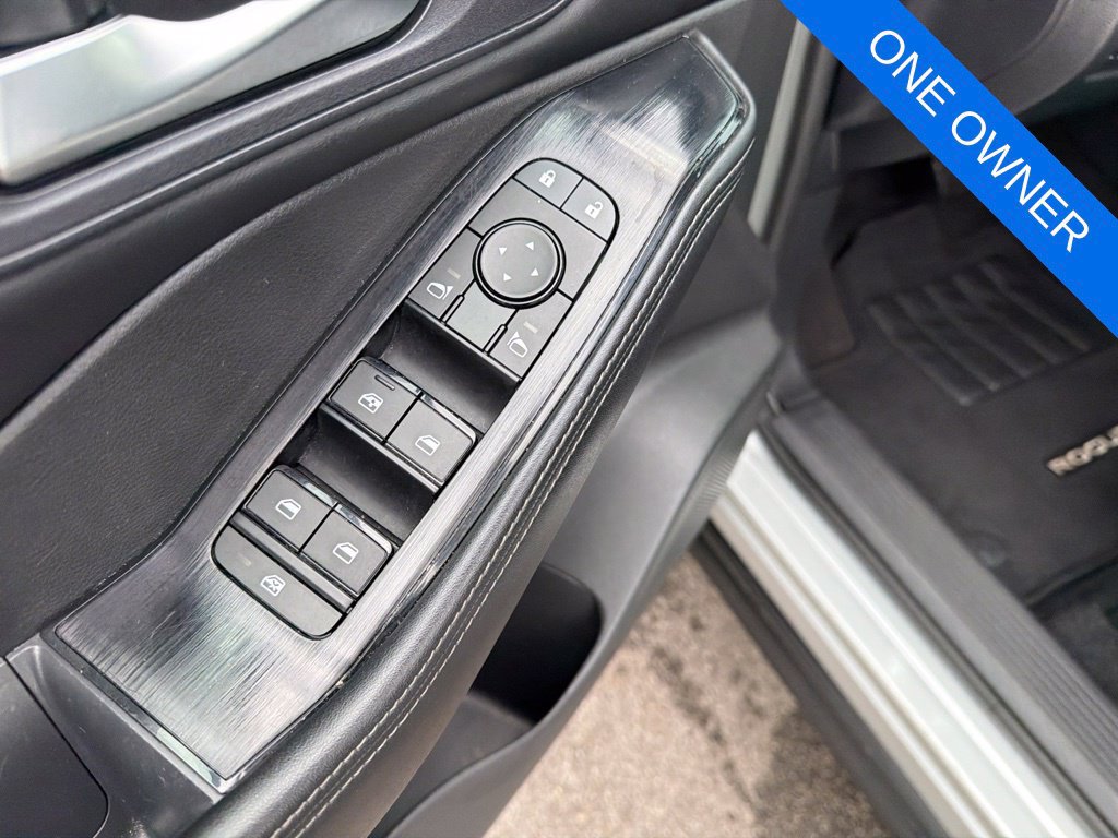 Used 2024 Nissan Rogue SV AWD/4WD image 10