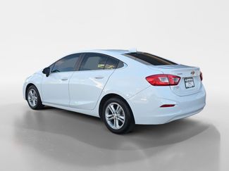 Used 2018 Chevrolet Cruze LT w/ Convenience Package video 3
