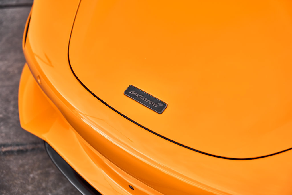 Used 2025 McLaren 750S Spider RWD image 8