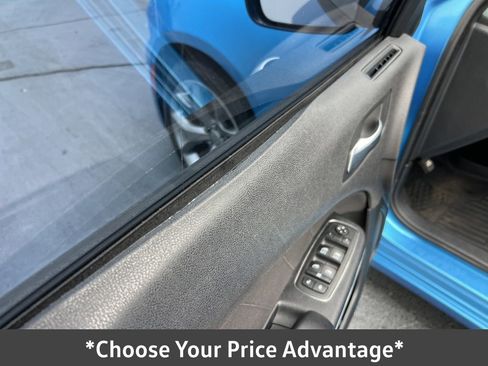 Used 2015 Dodge Charger SXT image 35