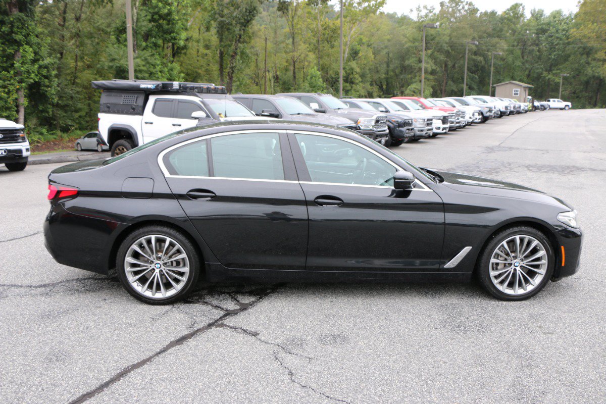 Used 2022 BMW 540i xDrive w/ Executive Package AWD/4WD image 9