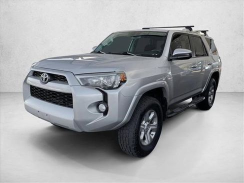 Used 2016 Toyota 4Runner SR5 image 1