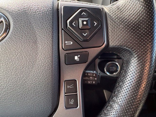 Used 2020 Toyota Tacoma TRD Sport AWD/4WD image 24