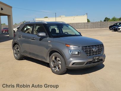 Used 2025 Hyundai Venue SEL