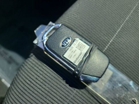 Used 2020 Kia Soul GT-Line Turbo FWD image 37