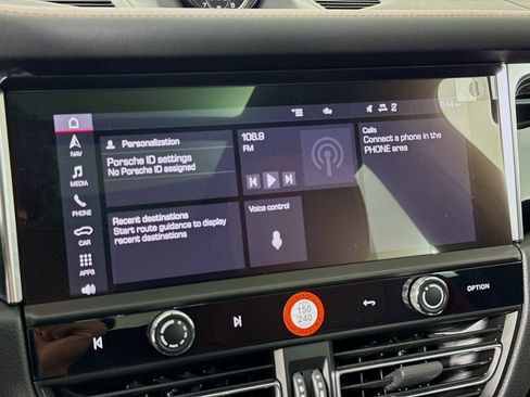 New 2026 Porsche Macan S image 18