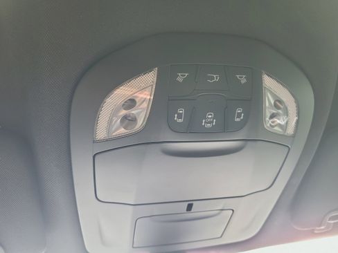 New 2026 Chrysler Pacifica Select FWD image 38