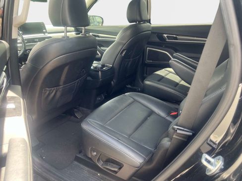 Used 2020 Kia Telluride S FWD image 11