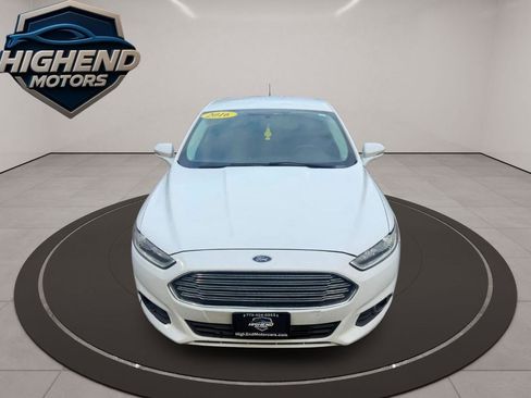 Used 2016 Ford Fusion SE w/ Equipment Group 202A FWD image 10
