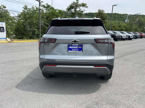 New 2026 Chevrolet Equinox LT w/ Midnight Edition FWD image 4