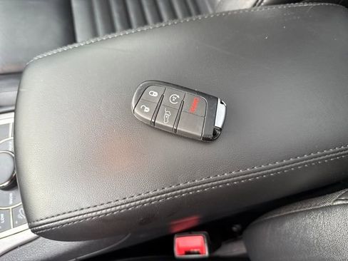 Used 2020 Jeep Grand Cherokee Limited X image 27