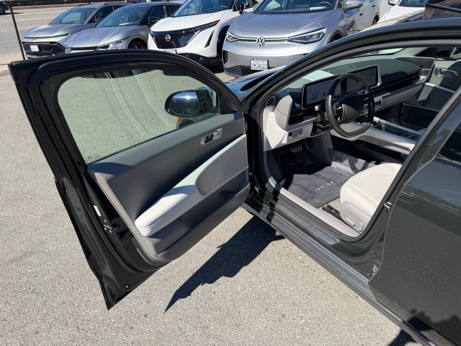 Used 2023 Hyundai Ioniq 6 Limited w/ Cargo Package RWD image 9