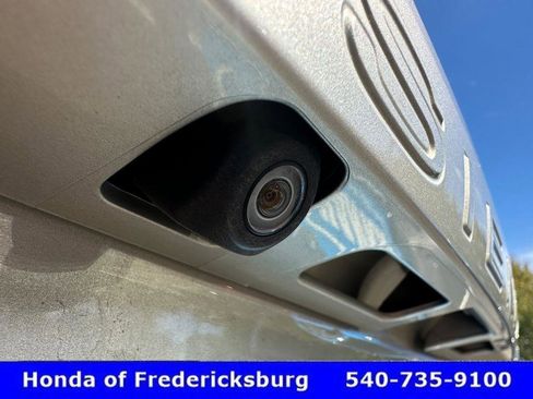 Used 2017 Toyota Sienna XLE Premium image 10