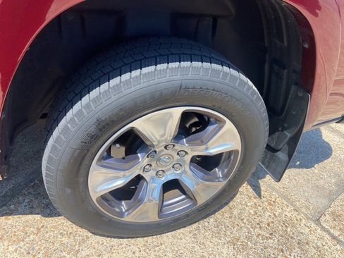 Used 2021 RAM 1500 Laramie AWD/4WD image 28