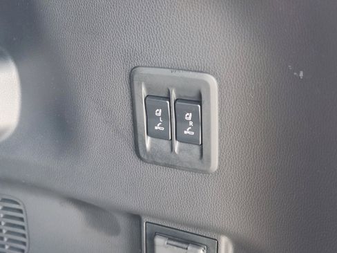 Used 2024 Lexus GX 550 w/ Accessory Package (Z1) AWD/4WD image 17