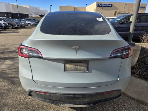 Used 2021 Tesla Model Y Long Range image 13