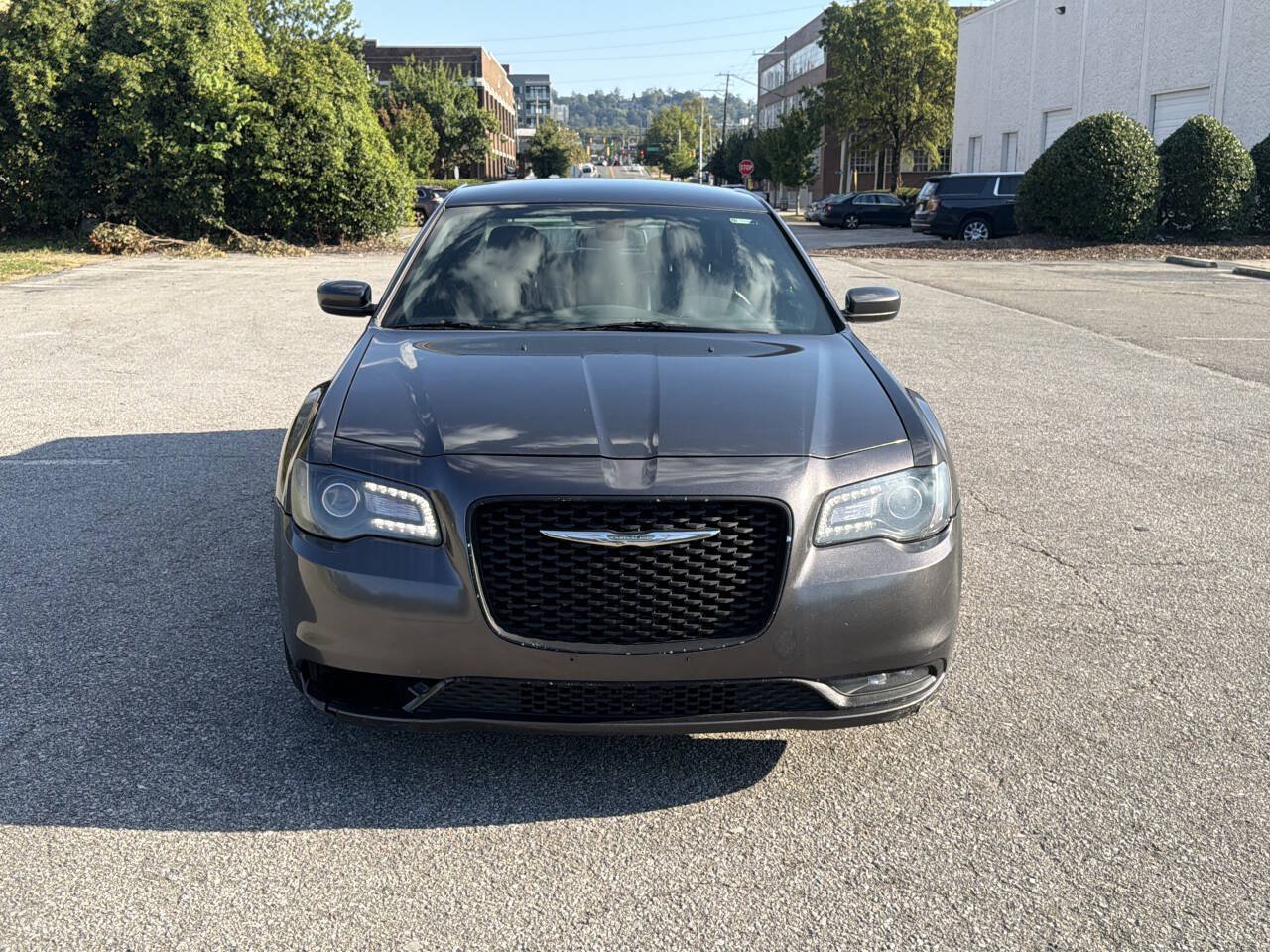 Used 2019 Chrysler 300 S RWD image 3